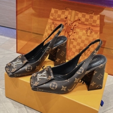 Louis Vuitton Sandals